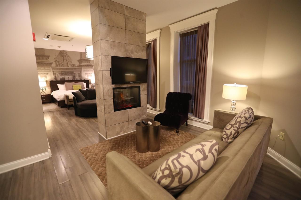 Hotel At The Lafayette Trademark Collection By Wyndham Buffalo Bagian luar foto