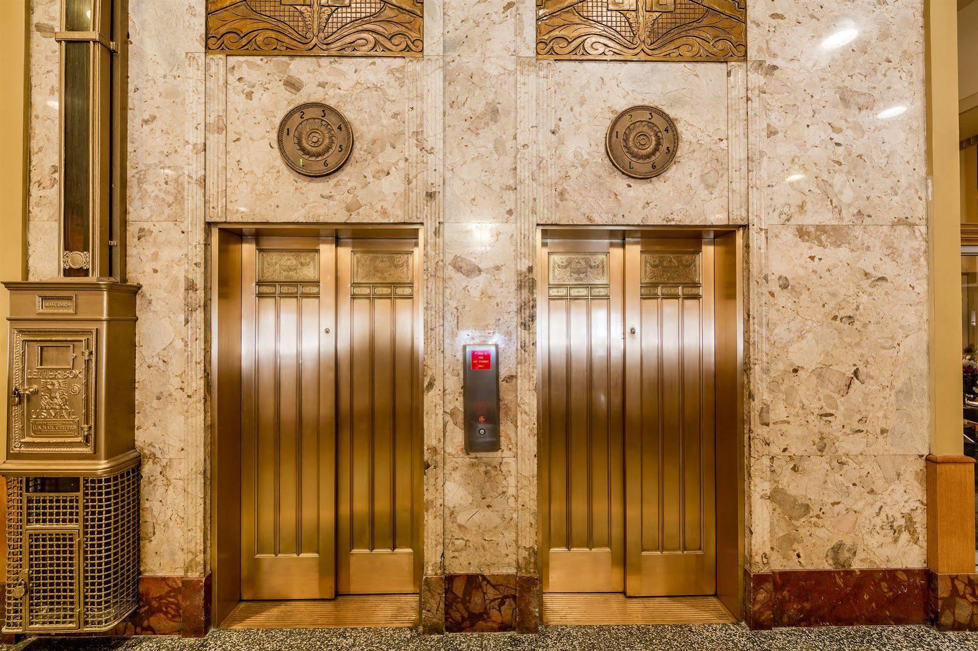 Hotel At The Lafayette Trademark Collection By Wyndham Buffalo Bagian luar foto